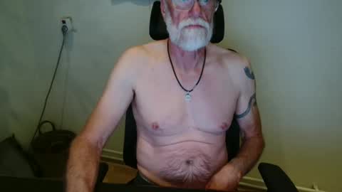 nipplesilverdad55 online show from September 2025 08:10:01 PM