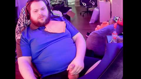 HungStepSon online show from May 2026 01:40:01 PM