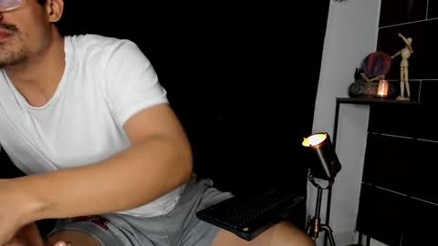 Snapshot of nipsfetich chatting on December 2024 03:31:02 AM Steven online show from December 2024 03:31:02 AM