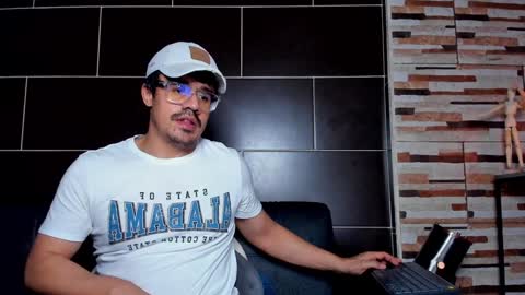 Snapshot of nipsfetich chatting on January 2025 06:59:01 AM Steven online show from January 2025 06:59:01 AM