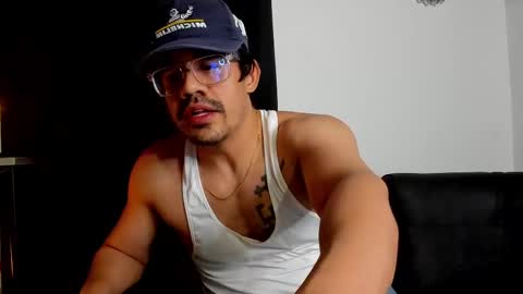 Snapshot of nipsfetich chatting on February 2025 02:44:02 AM Steven online show from February 2025 02:44:02 AM