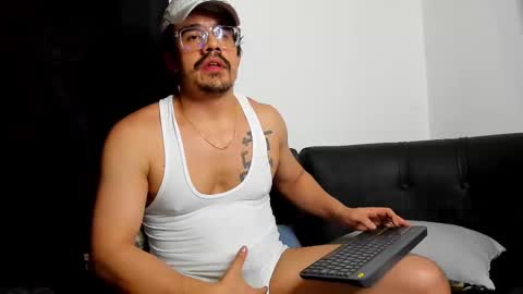 Snapshot of nipsfetich chatting on March 2025 03:33:01 AM Steven online show from March 2025 03:33:01 AM