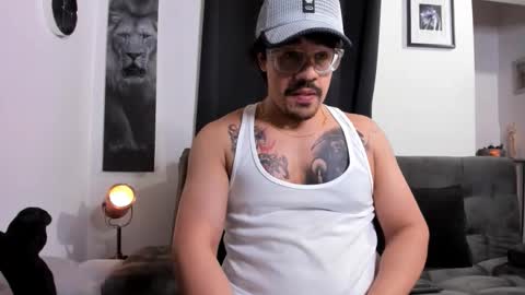 Snapshot of nipsfetich chatting on November 2025 01:48:02 AM Steven online show from November 2025 01:48:02 AM