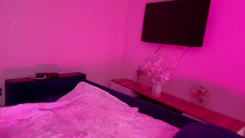 Snapshot of niufrommacau chatting on February 2025 02:32:01 PM Niu online show from February 2025 02:32:01 PM