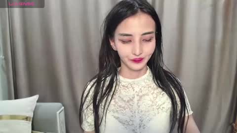 Snapshot of niufrommacau chatting on December 2025 03:50:02 PM Niu online show from December 2025 03:50:02 PM