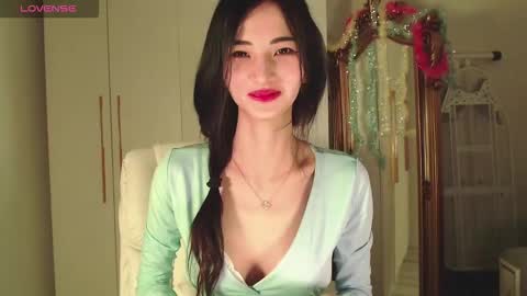 Snapshot of niufrommacau chatting on January 2026 12:53:02 PM Niu online show from January 2026 12:53:02 PM