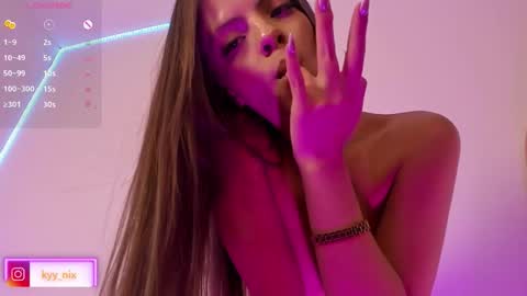 Snapshot of nix_kyy chatting on September 2025 04:49:02 AM Nicki online show from September 2025 04:49:02 AM