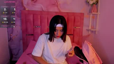 Nixie online show from September 2025 02:50:02 AM