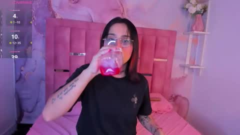 Nixie online show from September 2025 12:21:01 PM