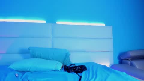 Nixie  online show from July 2026 10:39:01 AM