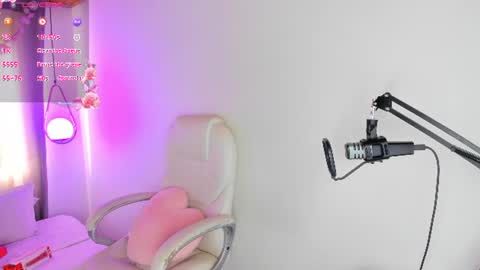 Nixie online show from July 2026 08:05:01 PM