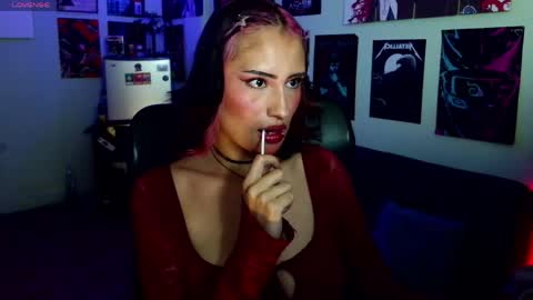Nixxie  online show from May 2026 03:13:01 AM