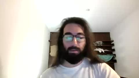 Snapshot of nizarsalloumpr chatting on July 2026 01:08:01 AM Khuan online show from July 2026 01:08:01 AM