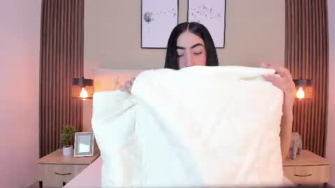 NATHALIA MORENO online show from July 2026 12:45:01 PM