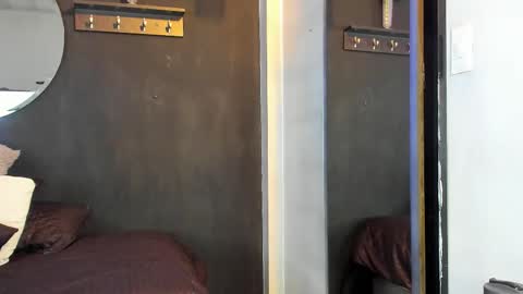 Snapshot of noah25_ chatting on November 2025 03:27:01 AM Noah online show from November 2025 03:27:01 AM