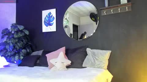 Snapshot of noah25_ chatting on January 2026 03:20:01 AM Noah online show from January 2026 03:20:01 AM