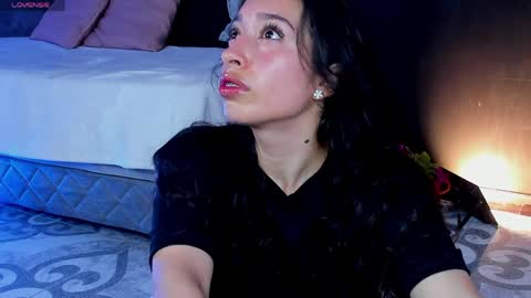 Snapshot of noah25_ chatting on April 2026 03:59:01 AM Noah online show from April 2026 03:59:01 AM