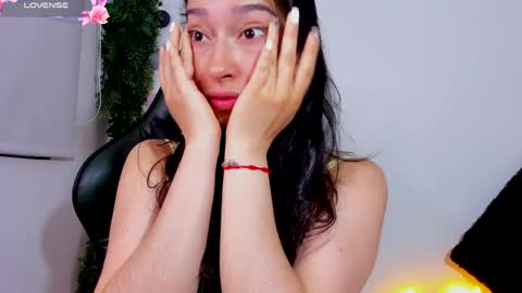 Snapshot of noah25_ chatting on April 2026 04:11:01 AM Noah online show from April 2026 04:11:01 AM