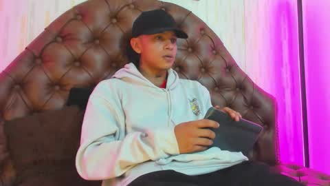 Noah Blake online show from September 2025 02:36:02 AM