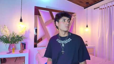 Noah online show from October 2025 04:10:02 AM