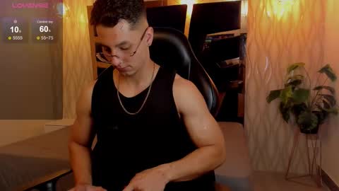 Snapshot of noah_clarkk chatting on February 2026 05:24:01 PM Noah online show from February 2026 05:24:01 PM