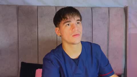 Snapshot of noah_coleman__ chatting on February 2025 04:34:01 AM NOAH online show from February 2025 04:34:01 AM