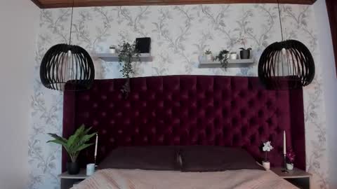 noah_dupont_ online show from November 2025 11:42:02 AM