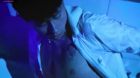 noah_dupont_ online show from January 2026 11:49:01 AM