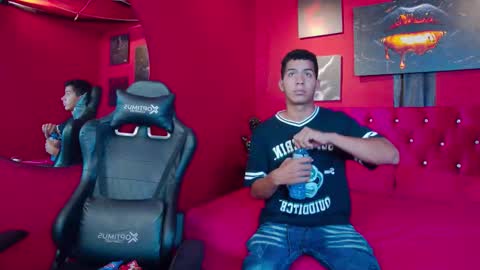 Snapshot of noah_greenhart chatting on January 2026 07:59:02 PM Noah online show from January 2026 07:59:02 PM