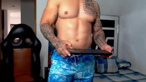 Snapshot of noah_harris01 chatting on March 2026 12:29:01 PM Noah Harris01 online show from March 2026 12:29:01 PM