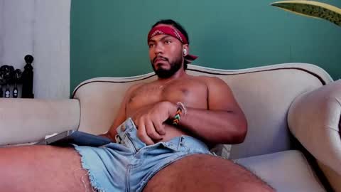 Noah online show from February 2025 08:22:01 PM