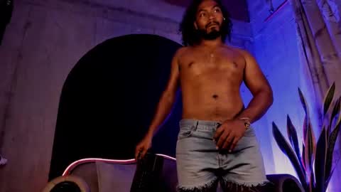 Noah online show from February 2025 01:10:01 AM