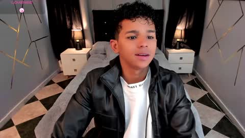 noah_smith04 online show from January 2025 12:41:02 PM