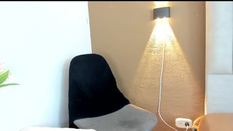 Snapshot of noah_smith05 chatting on April 2026 08:54:02 PM noah online show from April 2026 08:54:02 PM