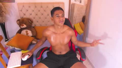 N O AH - S T H O  N E online show from February 2026 04:28:02 AM