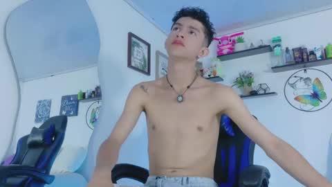 noah tyler  online show from June 2026 06:14:01 PM