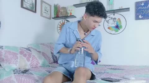noah tyler  online show from June 2026 07:27:02 PM