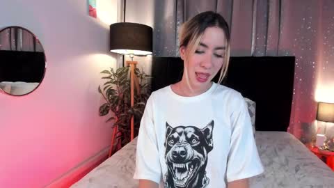 Snapshot of noahandlauren chatting on January 2025 07:41:02 PM . . online show from January 2025 07:41:02 PM