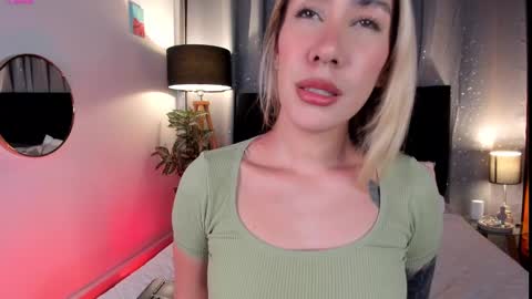 Snapshot of noahandlauren chatting on March 2025 04:03:02 AM . . online show from March 2025 04:03:02 AM