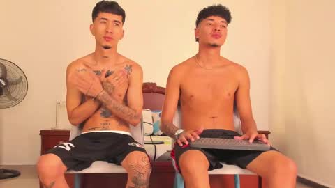 noahdaviss online show from September 2025 11:59:01 PM