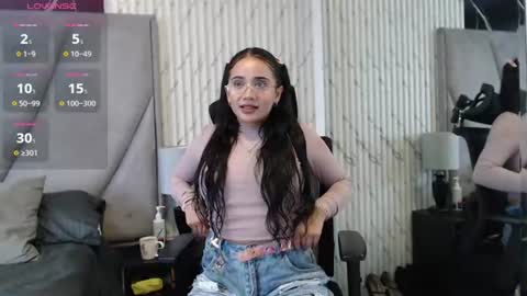 Snapshot of noahrosse chatting on July 2026 01:17:02 PM Katty online show from July 2026 01:17:02 PM