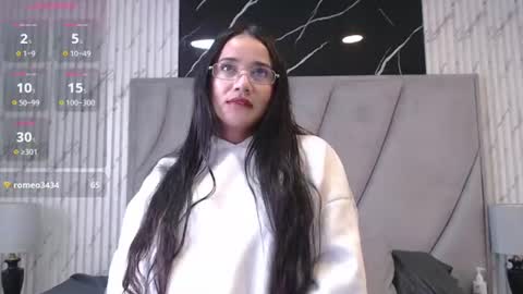 Snapshot of noahrosse chatting on July 2026 12:44:01 PM Katty online show from July 2026 12:44:01 PM