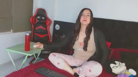 Noamartin online show from June 2026 03:02:02 AM