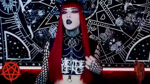 Snapshot of noamy_666 chatting on December 2024 05:17:02 AM caroline online show from December 2024 05:17:02 AM