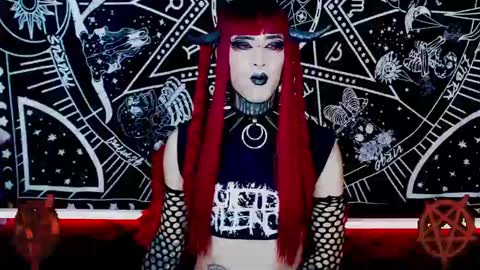 Snapshot of noamy_666 chatting on January 2025 05:20:02 AM caroline online show from January 2025 05:20:02 AM