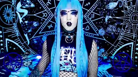 Snapshot of noamy_666 chatting on March 2025 03:46:02 AM caroline online show from March 2025 03:46:02 AM