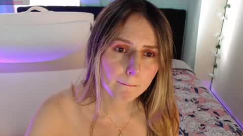 Noa Sarri online show from July 2026 07:20:01 PM