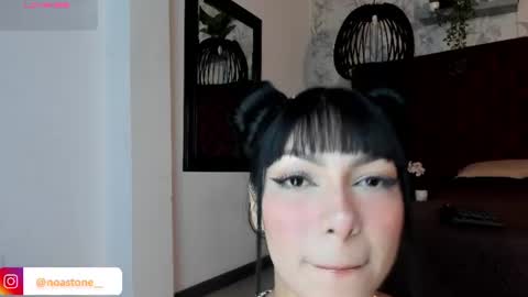Snapshot of noastone_ chatting on July 2026 04:08:01 AM Noa Stone online show from July 2026 04:08:01 AM