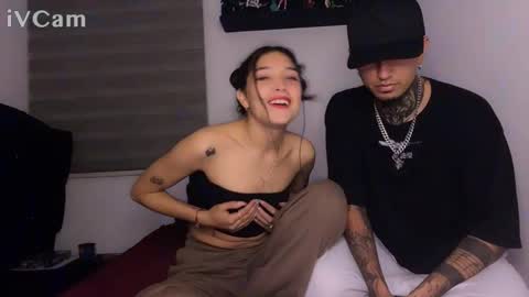 Jean Y Isa online show from November 2025 04:15:01 AM