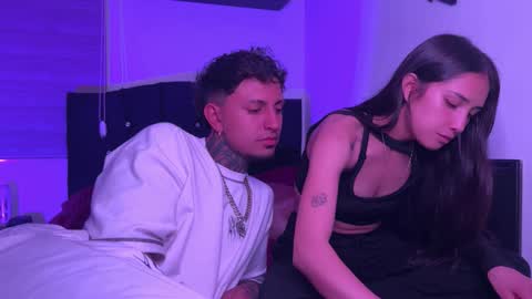 Jean Y Isa online show from March 2026 03:41:02 AM